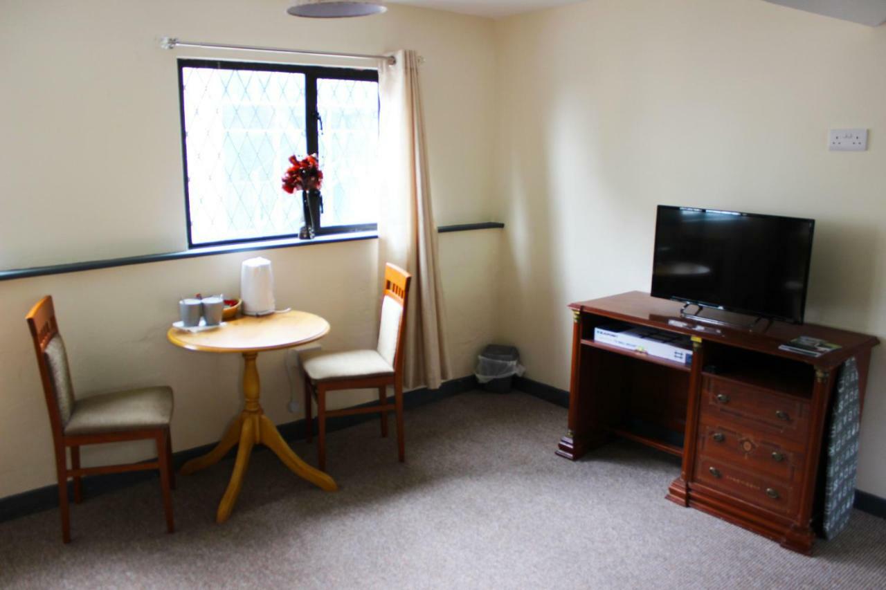 Donegal Lodgings - Apt 4 - 1 Bedroom Apt Donegal Town Exterior photo